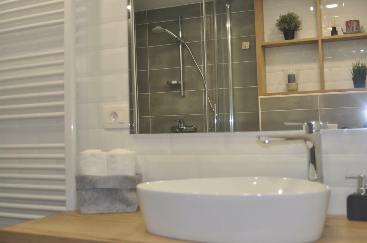 Apartments Home2 ซาเกร็บ ภายนอก รูปภาพ