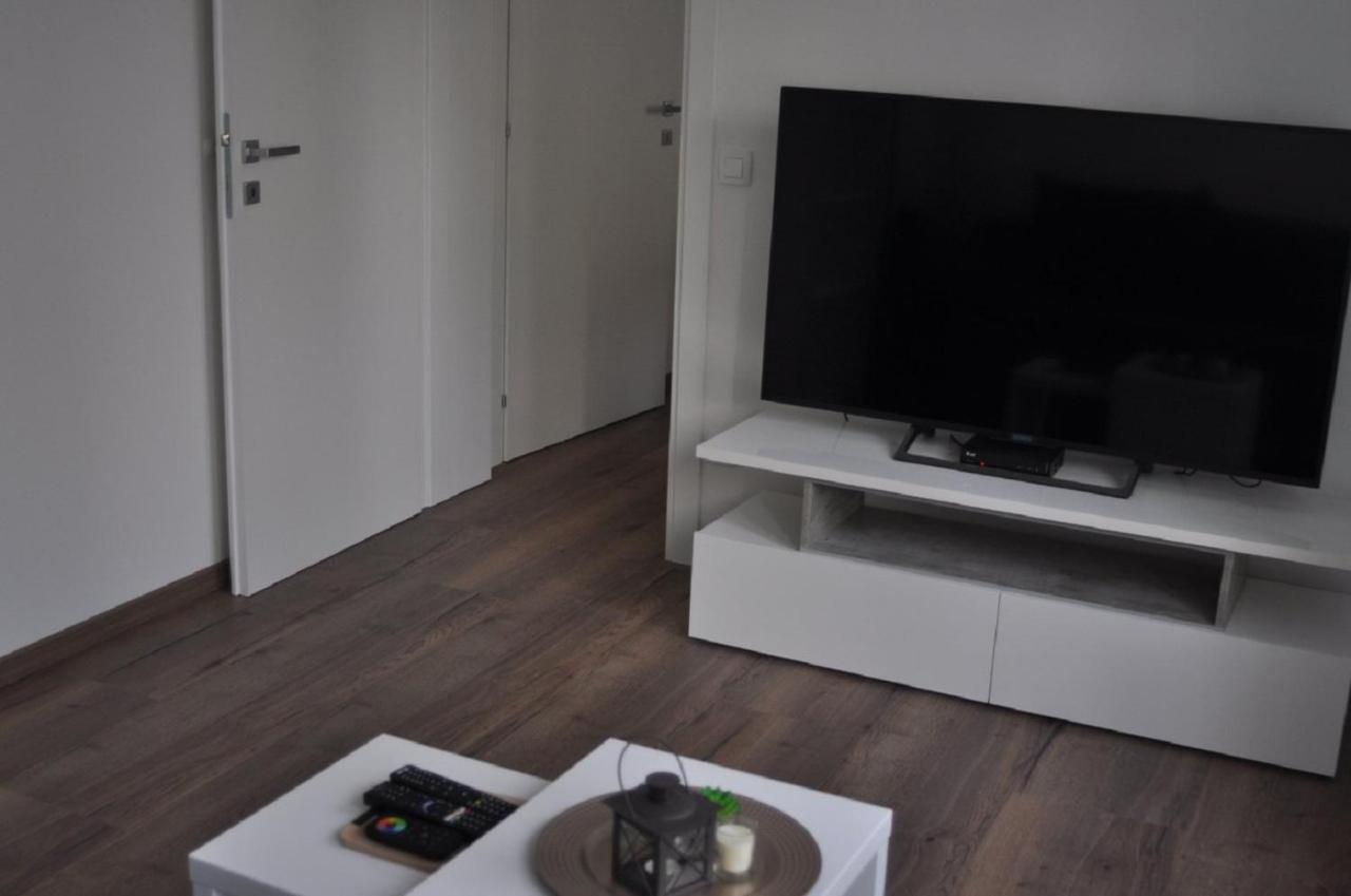 Apartments Home2 ซาเกร็บ ภายนอก รูปภาพ